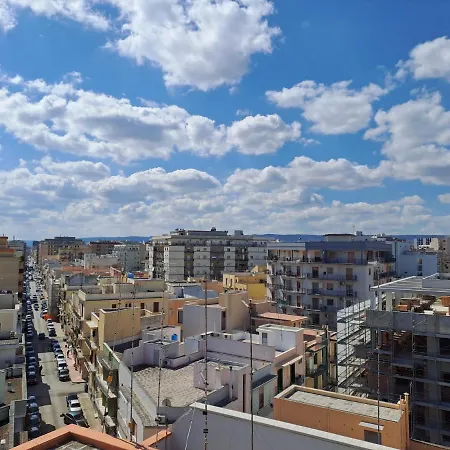 Apartment Attico 12 *